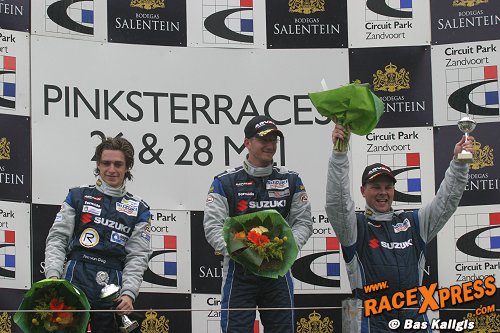Suzuki Swift podium race 2